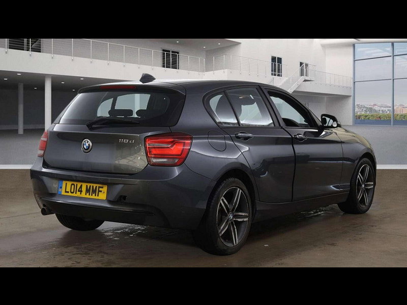 BMW 1 Series 2.0 118d Sport Auto 5dr 5dr Automatic 2026