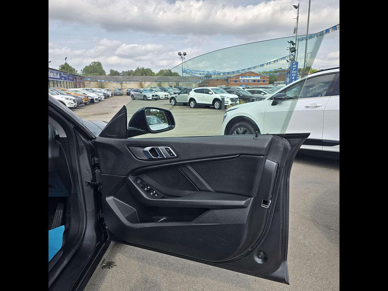 BMW 2 Series 1.5 218I Sport 4dr 4dr Manual 2025