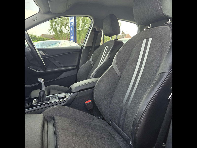 BMW 2 Series 1.5 218I Sport 4dr 4dr Manual 2025