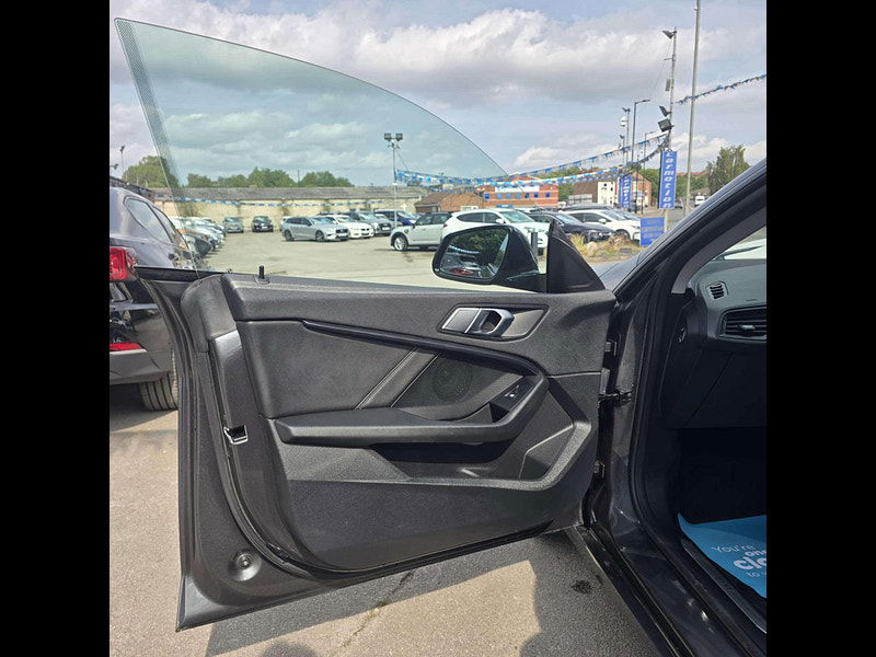 BMW 2 Series 1.5 218I Sport 4dr 4dr Manual 2025
