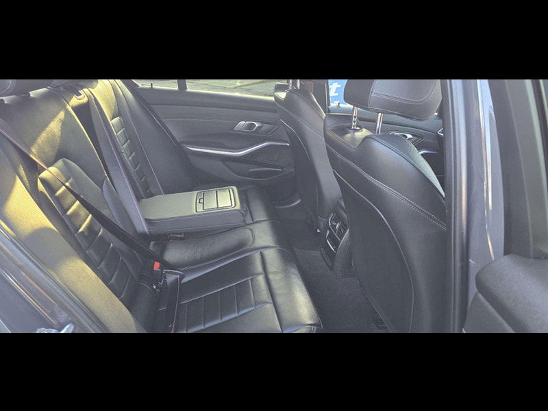 BMW 3 Series 2.0 330e 12kWh M Sport Pro Edition Auto Euro 6 (s/s) 4dr 4dr Automatic 2025