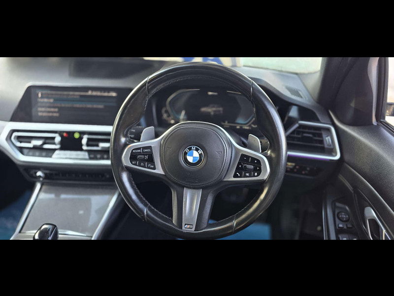 BMW 3 Series 2.0 330e 12kWh M Sport Pro Edition Auto Euro 6 (s/s) 4dr 4dr Automatic 2025