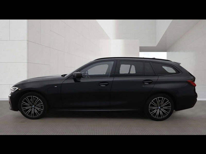 BMW 3 Series 2.0 330e M Sport Auto 5dr 5dr Automatic 2026
