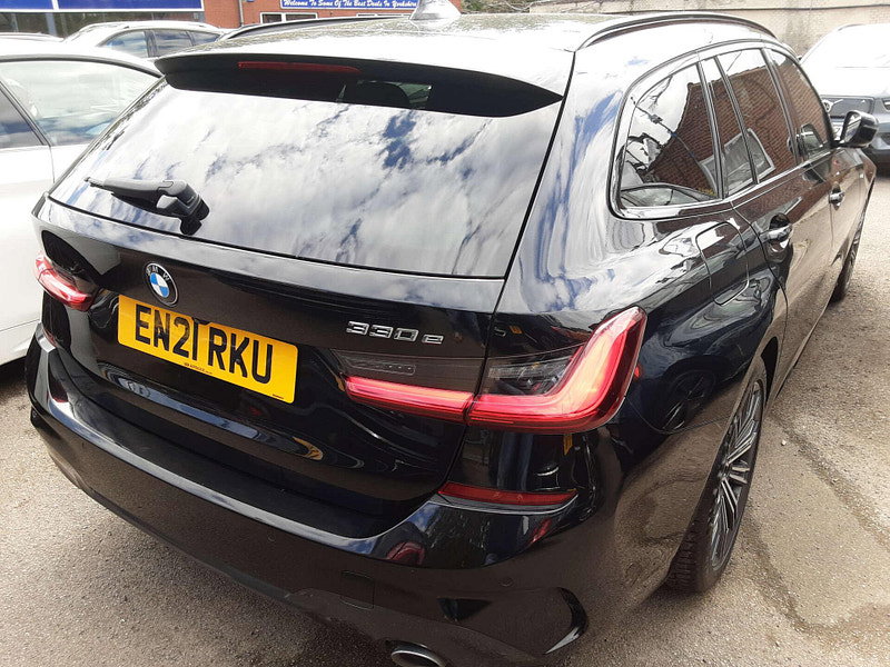 BMW 3 Series 2.0 330e M Sport Auto 5dr 5dr Automatic 2026