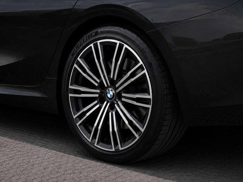 BMW 3 Series 2.0 330e M Sport Auto 5dr 5dr Automatic 2026