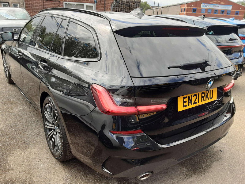 BMW 3 Series 2.0 330e M Sport Auto 5dr 5dr Automatic 2026