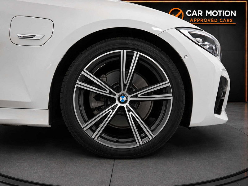 BMW 3 Series 2.0 330e M Sport Auto 5dr 5dr Automatic 2026