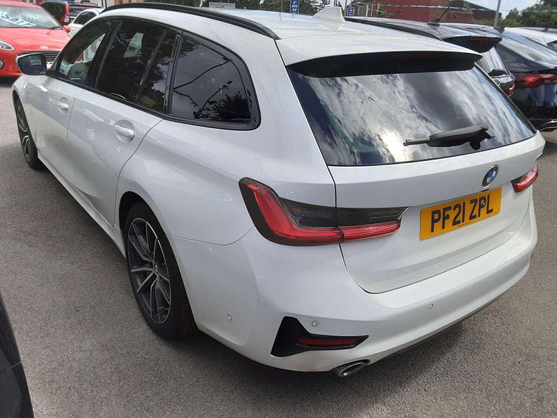 BMW 3 Series 2.0 330e Sport Professional Auto 5dr 5dr Automatic 2025