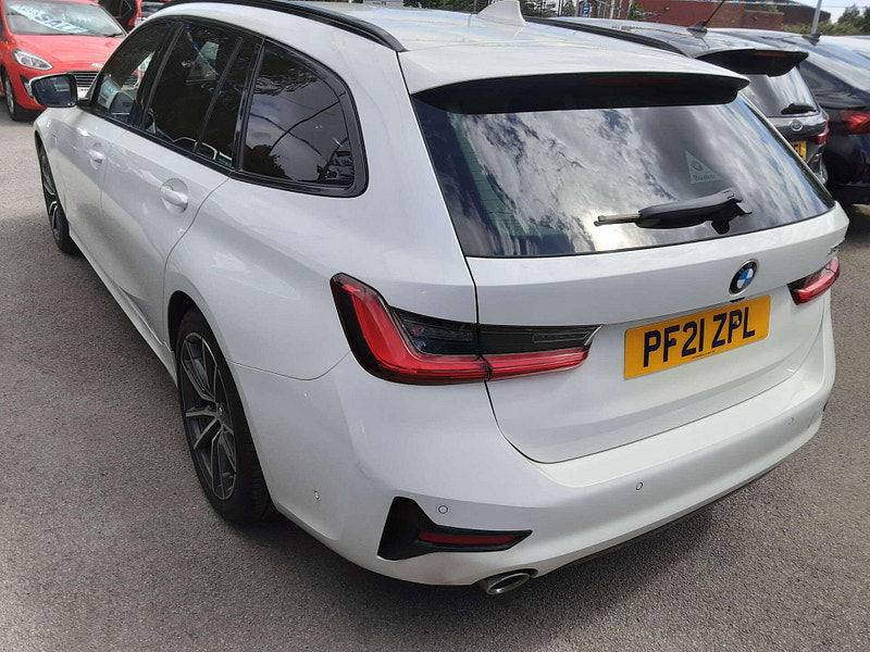 BMW 3 Series 2.0 330e Sport Professional Auto 5dr 5dr Automatic 2025