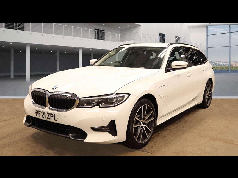 BMW 3 Series 2.0 330e Sport Professional Auto 5dr 5dr Automatic 2025
