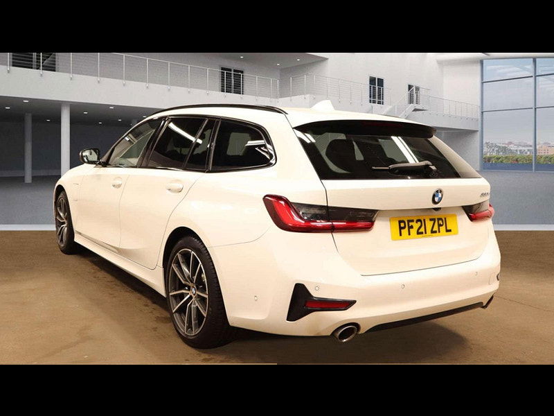 BMW 3 Series 2.0 330e Sport Professional Auto 5dr 5dr Automatic 2025