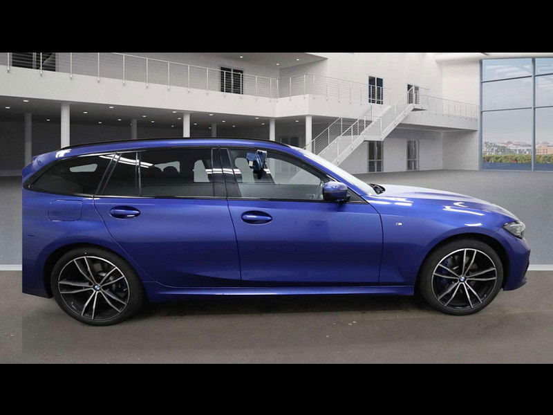 BMW 3 Series 2.0 330e xDrive M Sport Auto 4WD 5dr 5dr Automatic 2026