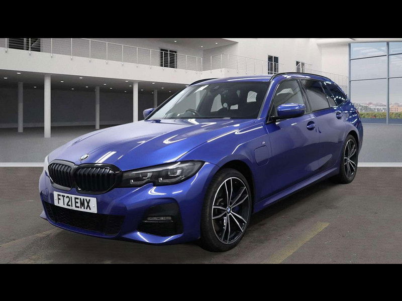 BMW 3 Series 2.0 330e xDrive M Sport Auto 4WD 5dr 5dr Automatic 2026