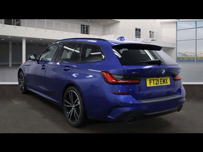 BMW 3 Series 2.0 330e xDrive M Sport Auto 4WD 5dr 5dr Automatic 2026