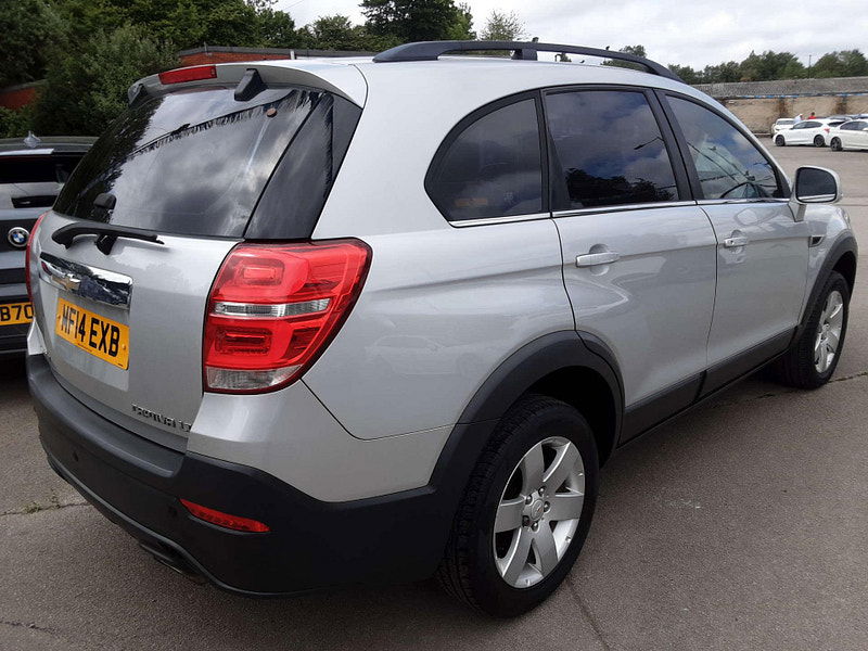 Chevrolet Captiva 2.2 Captiva LT VCDI 4WD 5dr 5dr Manual 2025