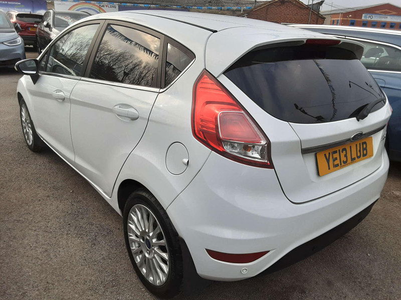 Ford Fiesta 1.6 Fiesta Titanium Auto 5dr 5dr Automatic 2025