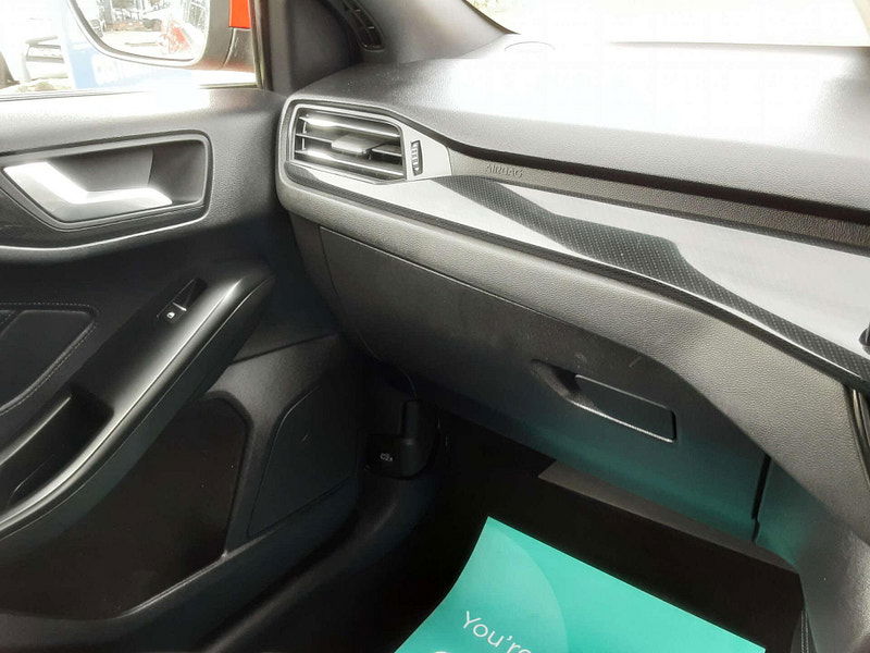 Ford Focus 1.0 Focus ST-Line Vignale MHEV Auto 5dr 5dr Automatic 2026