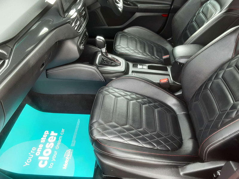 Ford Focus 1.0 Focus ST-Line Vignale MHEV Auto 5dr 5dr Automatic 2026