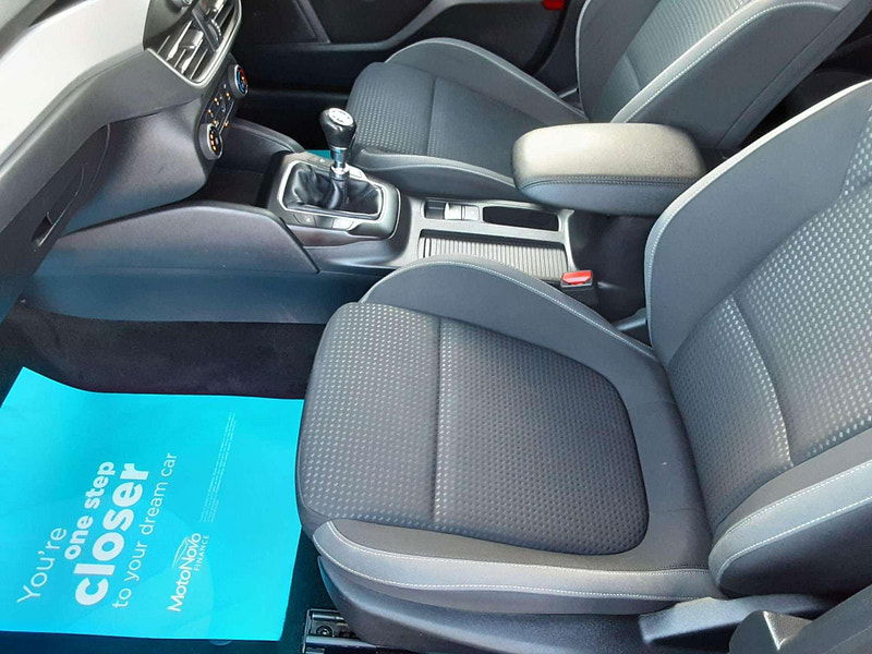 Ford Focus 1.5 EcoBlue Zetec Euro 6 (s/s) 5dr 5dr Manual 2025