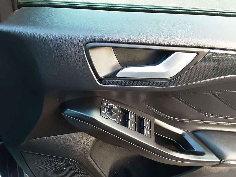 Ford Focus 1.5 Focus ST-Line Vignale EcoBlue Auto 5dr 5dr Automatic 2025