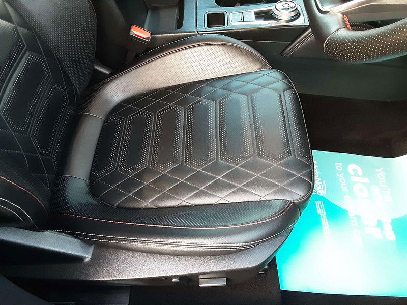 Ford Focus 1.5 Focus ST-Line Vignale EcoBlue Auto 5dr 5dr Automatic 2025