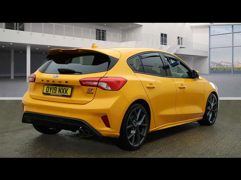 Ford Focus 2.0 Focus ST EcoBlue 5dr 5dr Manual 2025