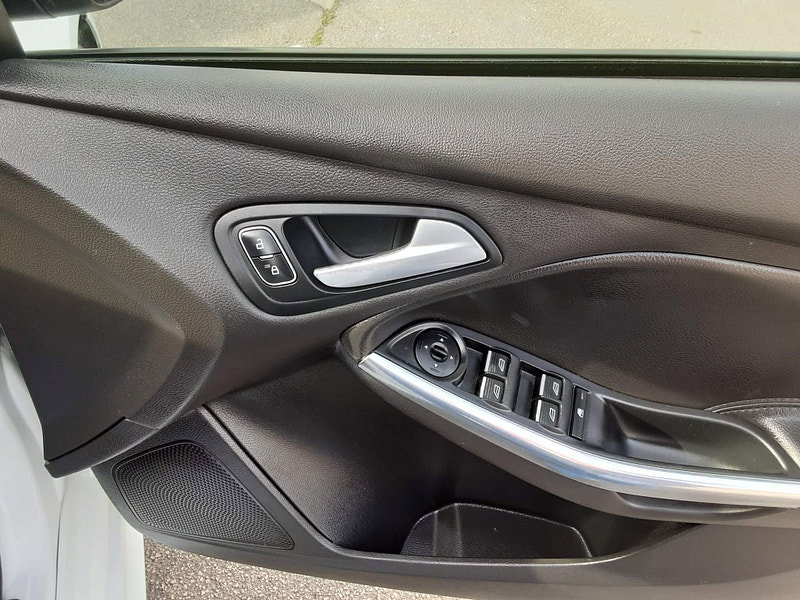 Ford Focus 2.0 TDCi ST-2 Euro 6 (s/s) 5dr 5dr Manual 2026