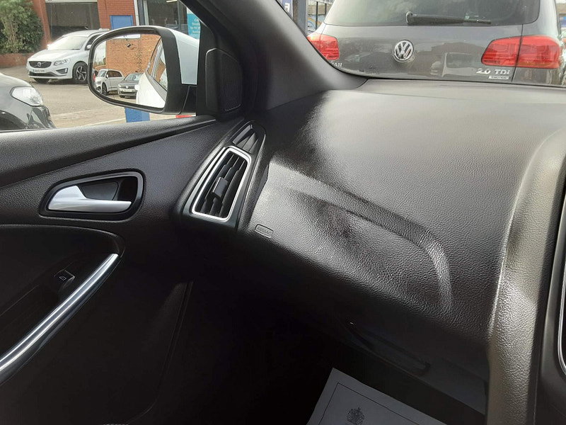 Ford Focus 2.0 TDCi ST-2 Euro 6 (s/s) 5dr 5dr Manual 2026