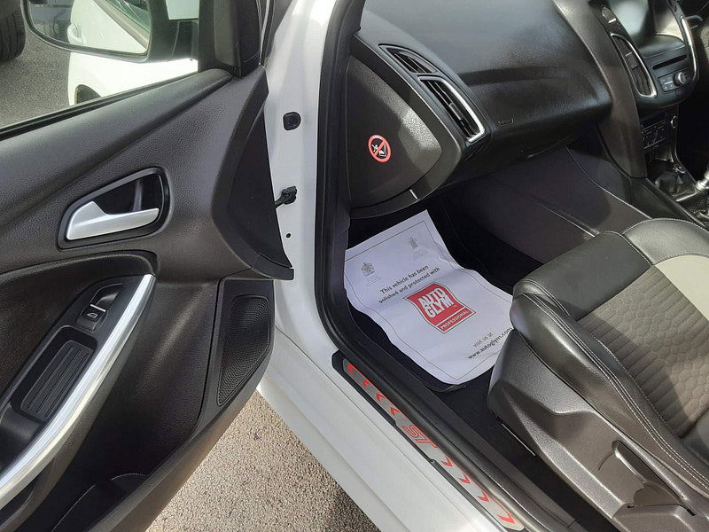 Ford Focus 2.0 TDCi ST-2 Euro 6 (s/s) 5dr 5dr Manual 2026