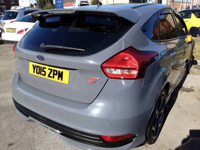 Ford Focus 2.0T EcoBoost ST-3 Euro 6 (s/s) 5dr 5dr Manual 2025
