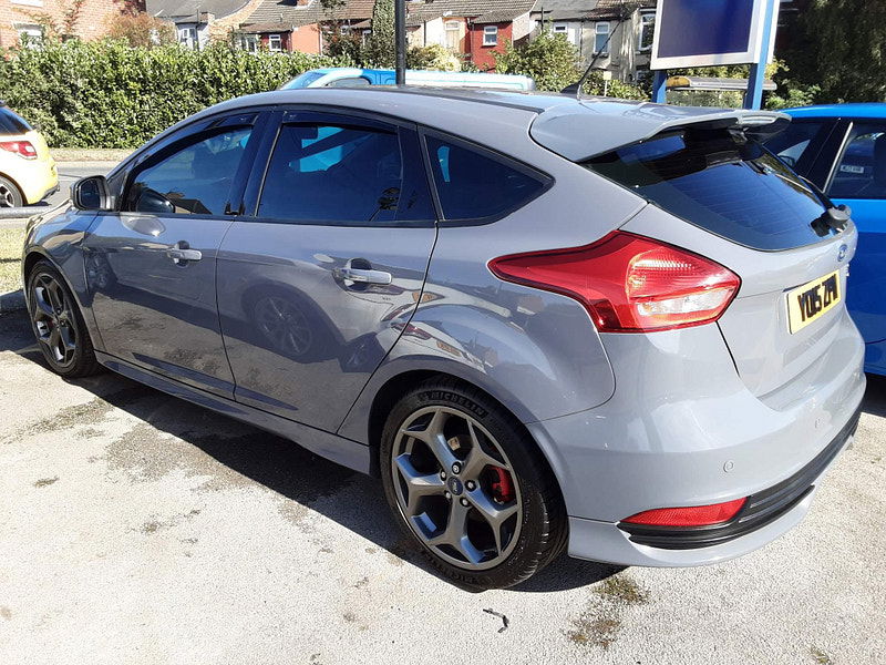 Ford Focus 2.0T EcoBoost ST-3 Euro 6 (s/s) 5dr 5dr Manual 2025