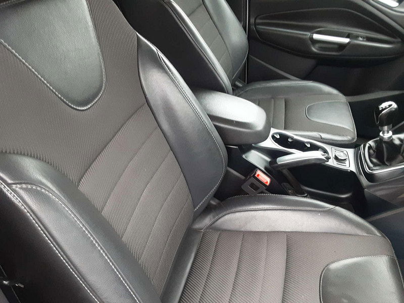 Ford Kuga 1.5 Kuga Titanium 5dr 5dr Manual 2025