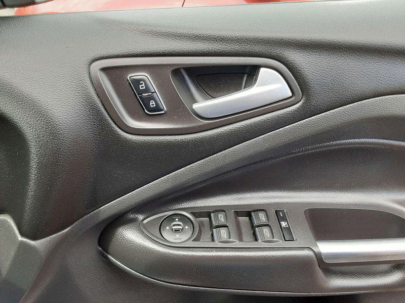 Ford Kuga 2.0 Kuga Titanium 4x2 TDCi 5dr 5dr Manual 2025