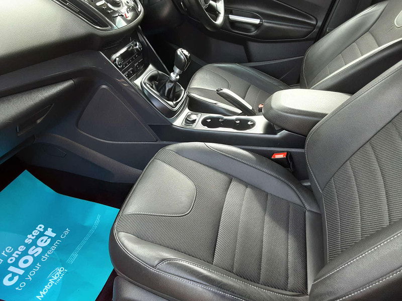 Ford Kuga 2.0 Kuga Titanium TDCi 4x4 4WD 5dr 5dr Manual 2025