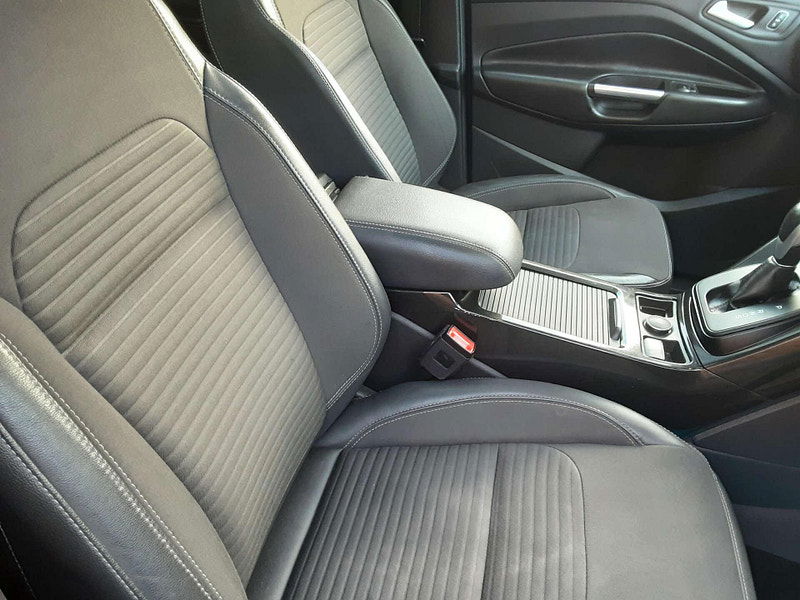 Ford Kuga 2.0 Kuga Titanium TDCI 4x4 Auto 4WD 5dr 5dr Automatic 2025