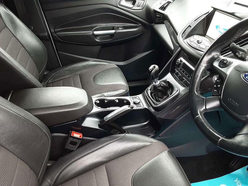 Ford Kuga 2.0 Kuga Titanium TDCI 5dr 5dr Manual 2025