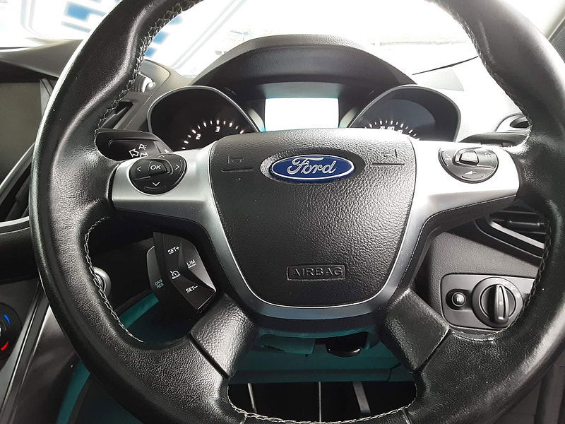 Ford Kuga 2.0 TDCi Titanium AWD Euro 6 (s/s) 5dr 5dr Manual 2025