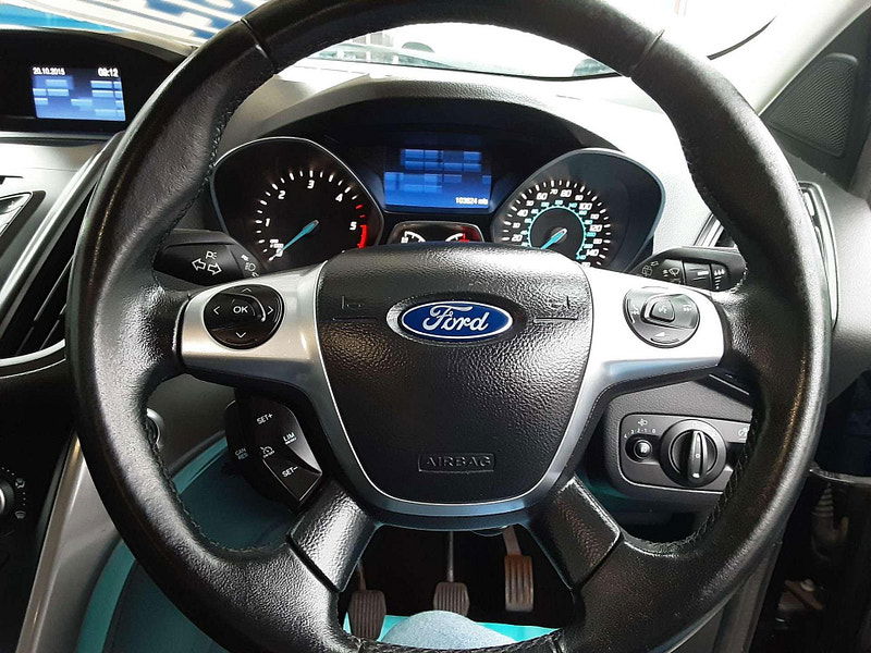 Ford Kuga 2.0 TDCi Zetec 2WD Euro 6 (s/s) 5dr 5dr Manual 2025