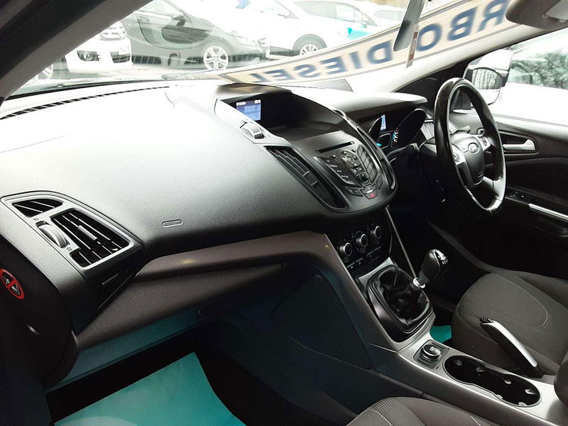 Ford Kuga 2.0 TDCi Zetec 2WD Euro 6 (s/s) 5dr 5dr Manual 2025