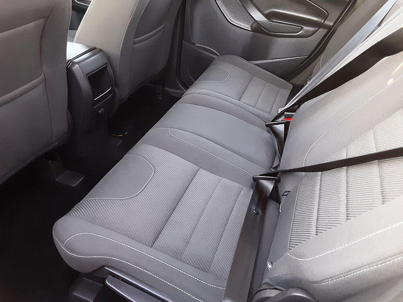 Ford Kuga 2.0 TDCi Zetec 2WD Euro 6 (s/s) 5dr 5dr Manual 2025