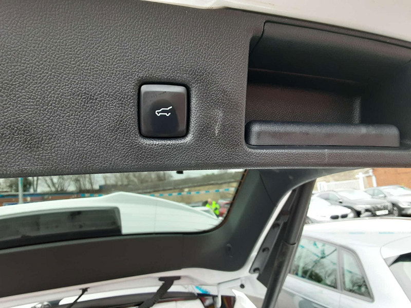 Ford Kuga 2.5 Kuga ST-Line X Edition PHEV CVT 5dr 5dr Automatic 2026