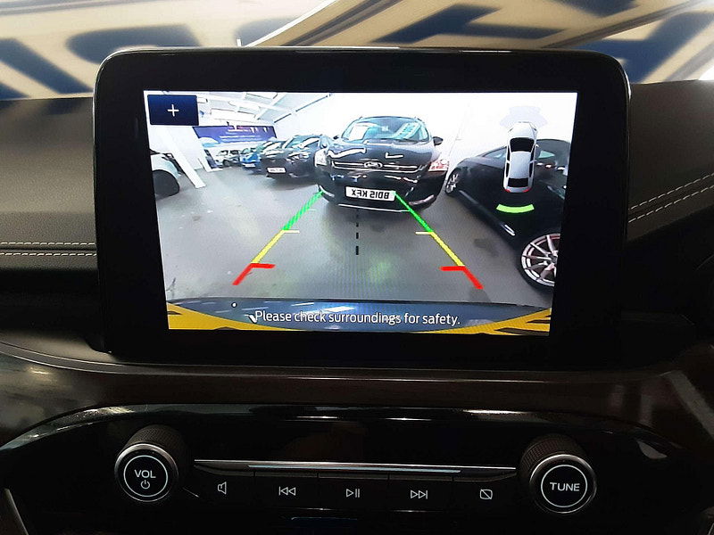 Ford Kuga 2.5 Kuga Vignale PHEV CVT 5dr 5dr Automatic 2025
