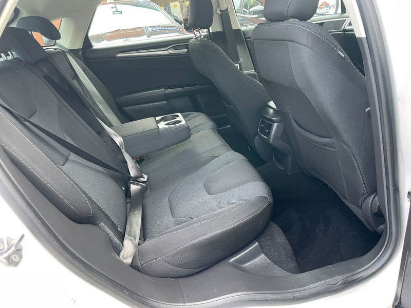 Ford Mondeo 1.5 TDCi ECOnetic Titanium 5dr (Sat Nav) 5dr Manual 2026