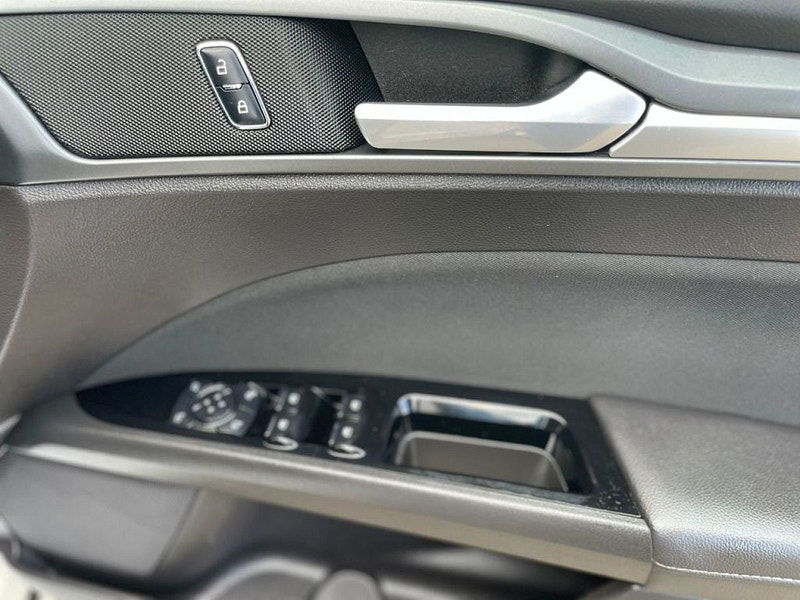 Ford Mondeo 1.5 TDCi ECOnetic Titanium 5dr (Sat Nav) 5dr Manual 2026