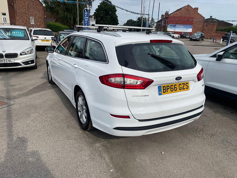 Ford Mondeo 1.5 TDCi ECOnetic Zetec Euro 6 (s/s) 5dr 5dr Manual 2024