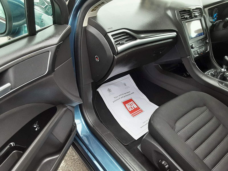 Ford Mondeo 2.0 EcoBlue Zetec Edition Euro 6 (s/s) 5dr 5dr Manual 2025
