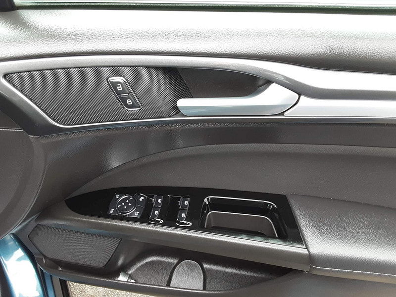 Ford Mondeo 2.0 EcoBlue Zetec Edition Euro 6 (s/s) 5dr 5dr Manual 2025