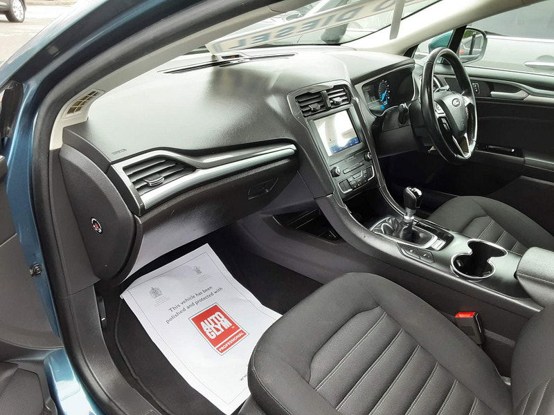 Ford Mondeo 2.0 EcoBlue Zetec Edition Euro 6 (s/s) 5dr 5dr Manual 2025