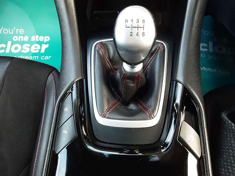 Ford Mondeo 2.0 MONDEO ST-LINE EDITION ECOBLUE 5dr 5dr Manual 2025