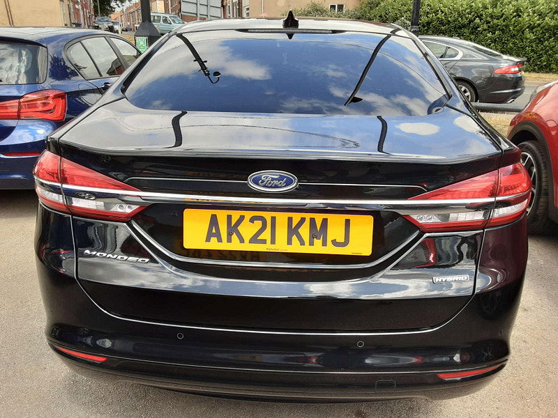 Ford Mondeo 2.0 Mondeo Titanium Edition HEV Auto 4dr 4dr Automatic 2025